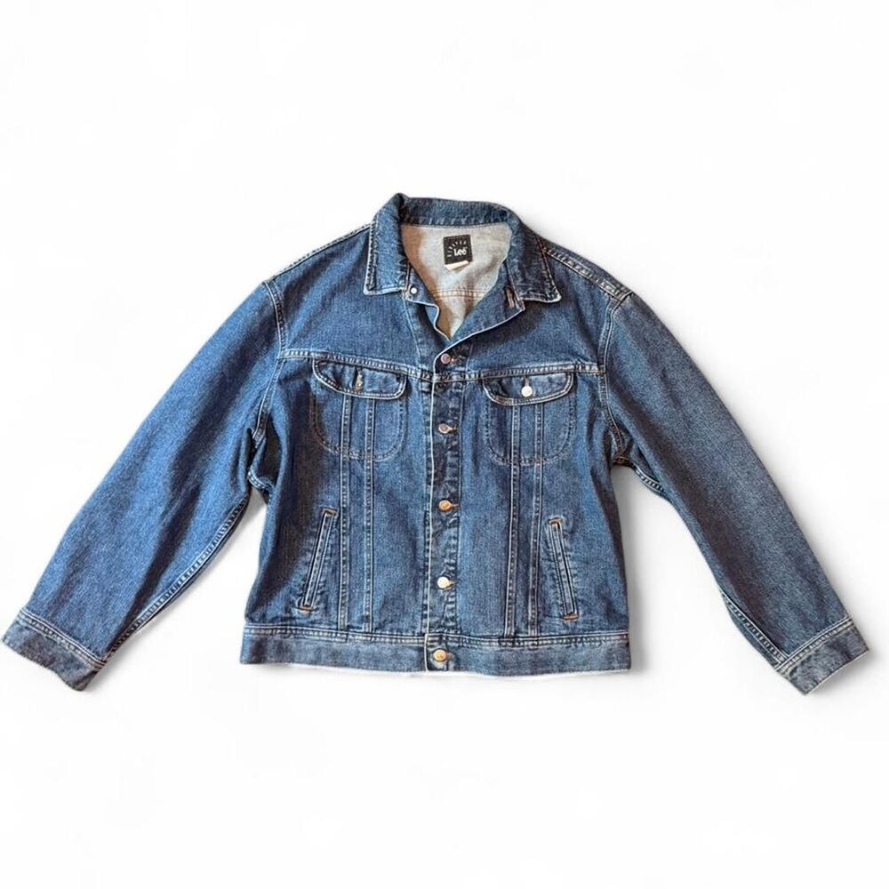 Vintage Lee Riveted Denim Jean Jacket Size XL Made in USA Medium Wash Trucker